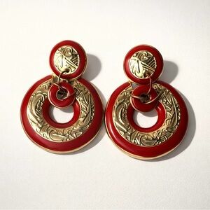 Rare vintage earrings, enameled metal.